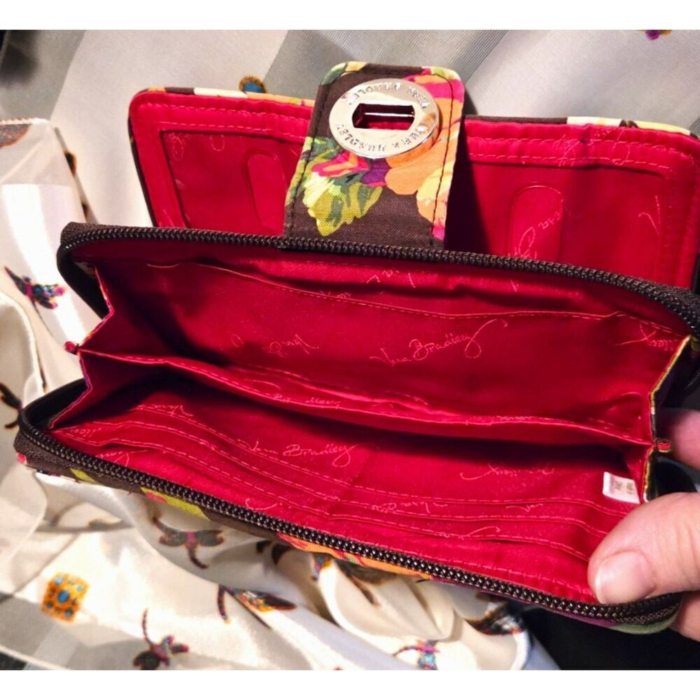 Vera Bradley Messenger Bag & Matching Wallet - EUC - Picture 8 of 8